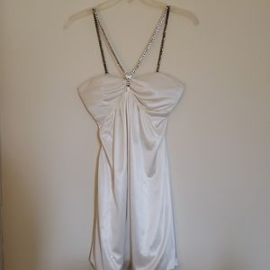 Beautiful dress, a few unnoticeable stains.